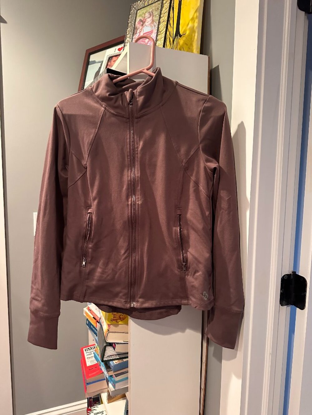 medium mauve zip up